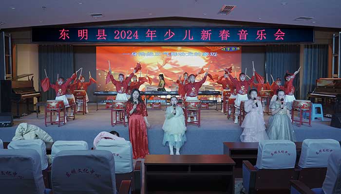 资讯